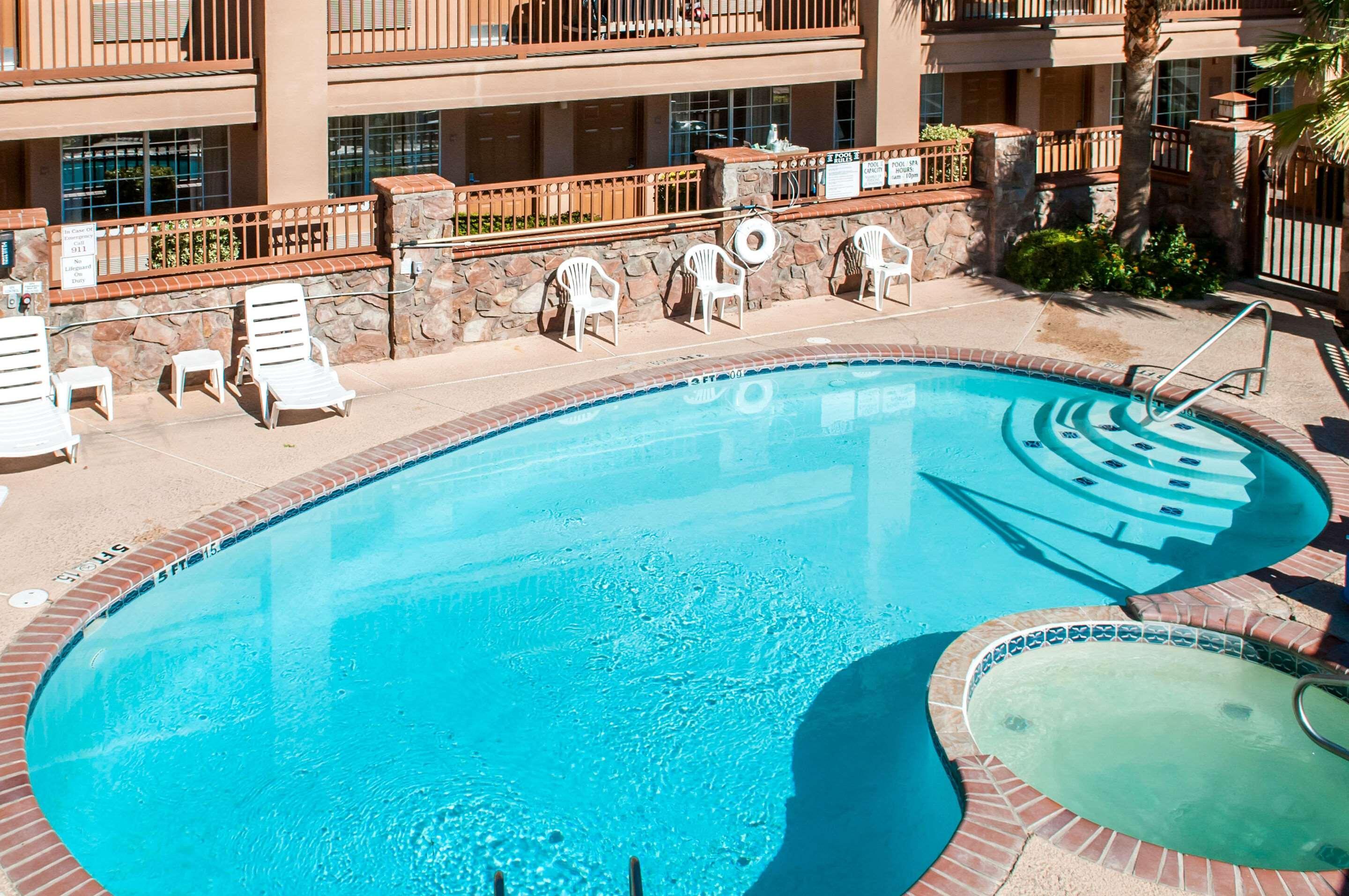 Quality Inn & Suites Las Cruces - University Area المظهر الخارجي الصورة